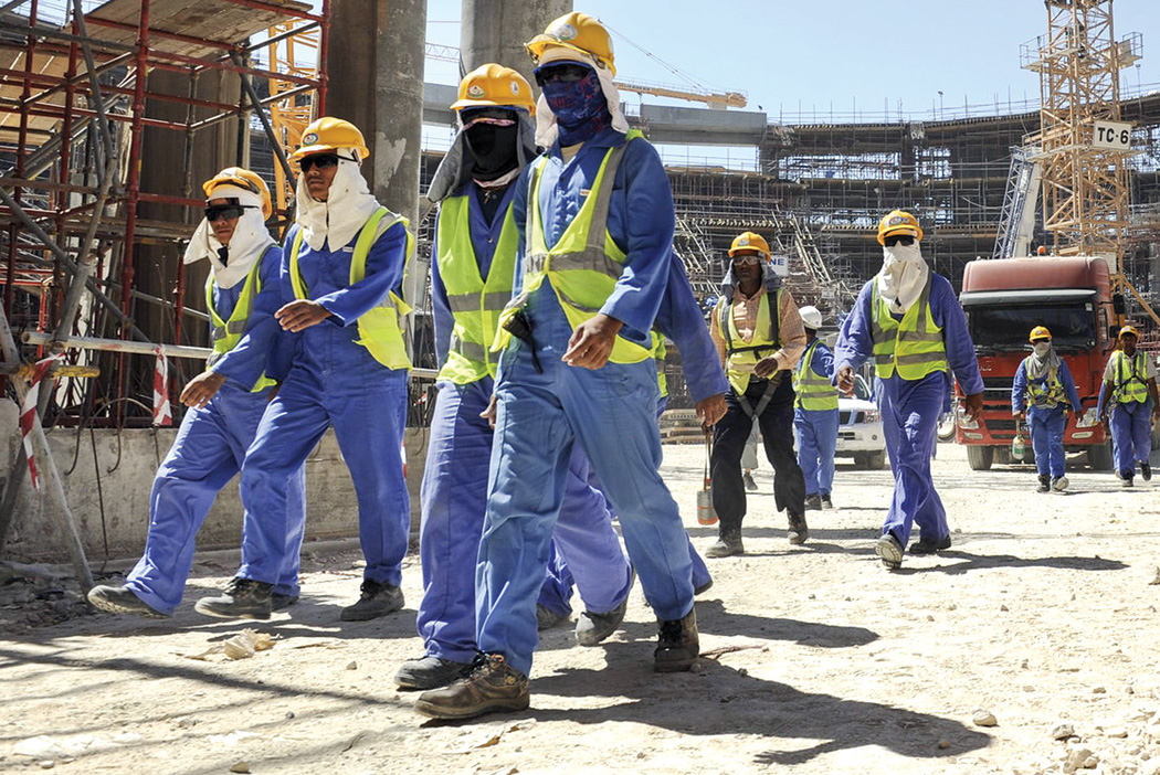 qatar_workers_worldcuponline